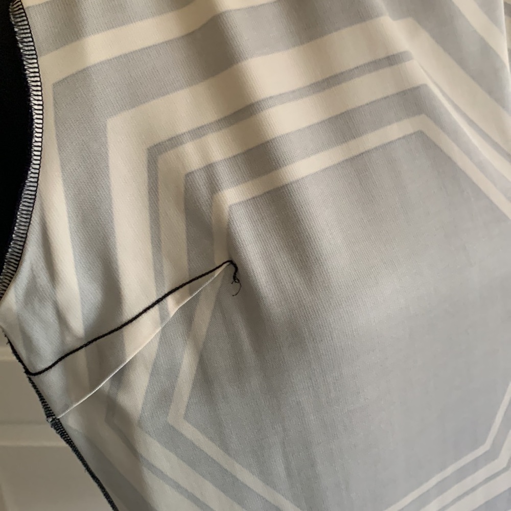 Ann Taylor Geometric Print Jersey Shift Dress - Picture 8 of 8